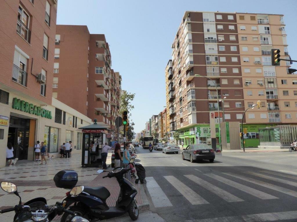 Appartement A Malaga Bagian luar foto